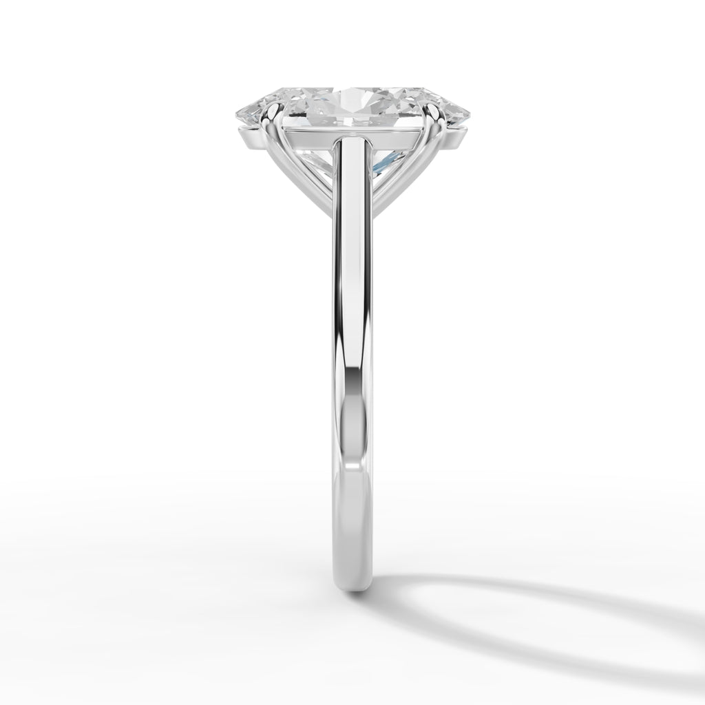 The Oval Solitaire