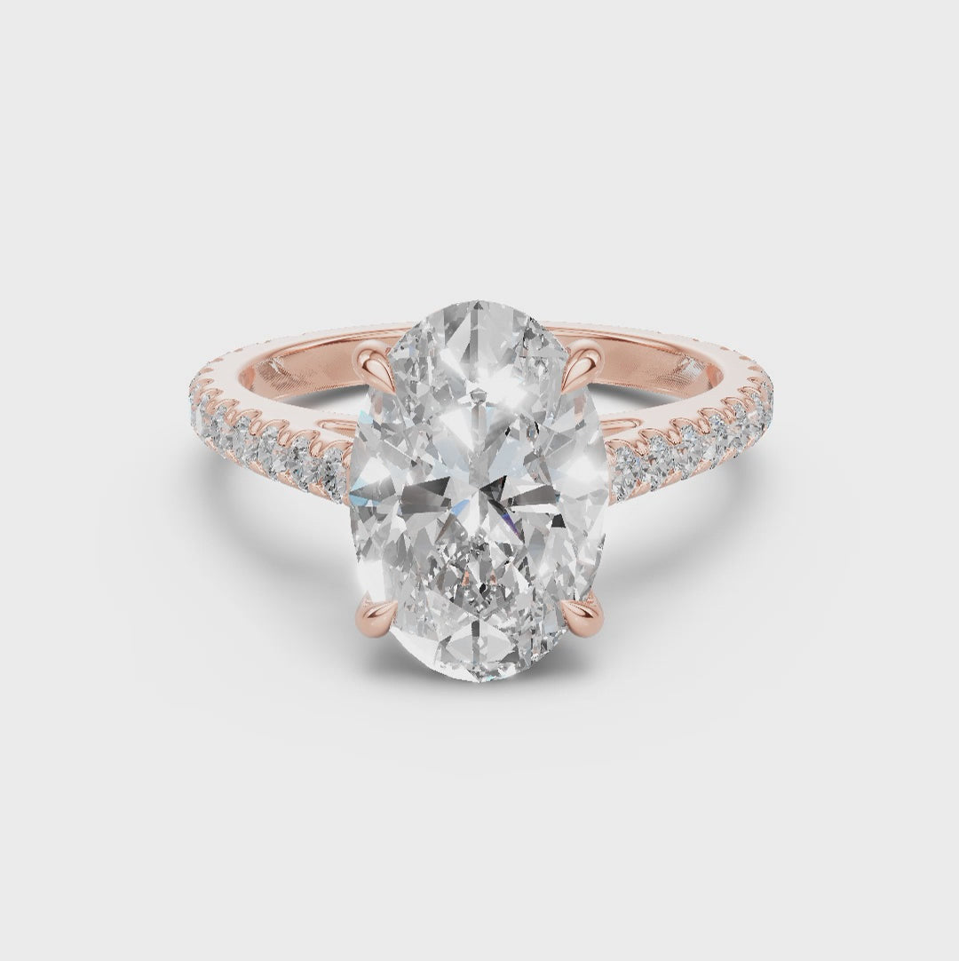 The Oval Pave