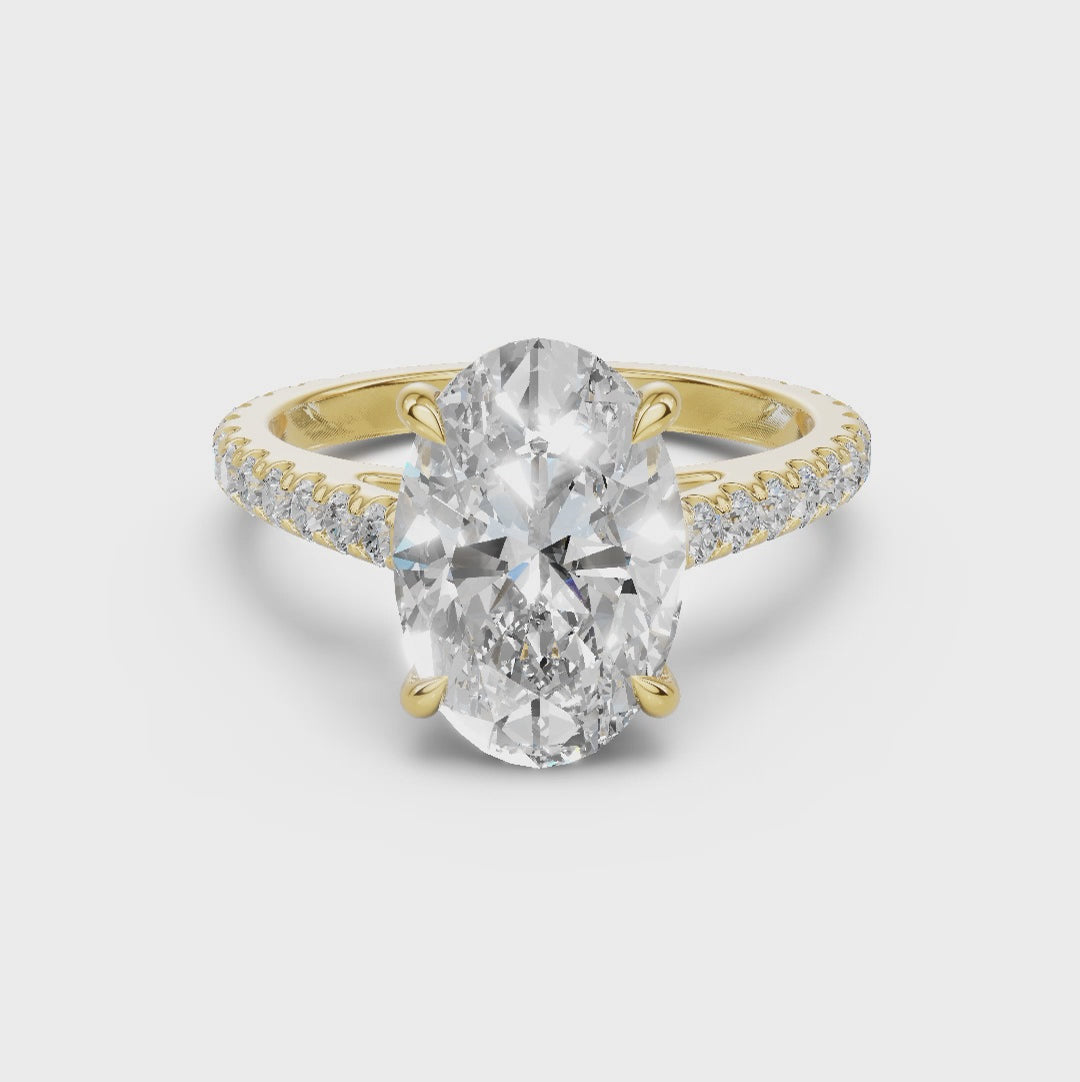 The Oval Pave