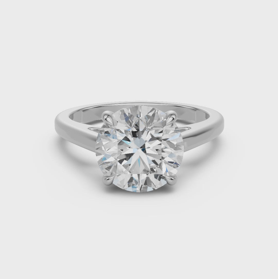 The Round Solitaire