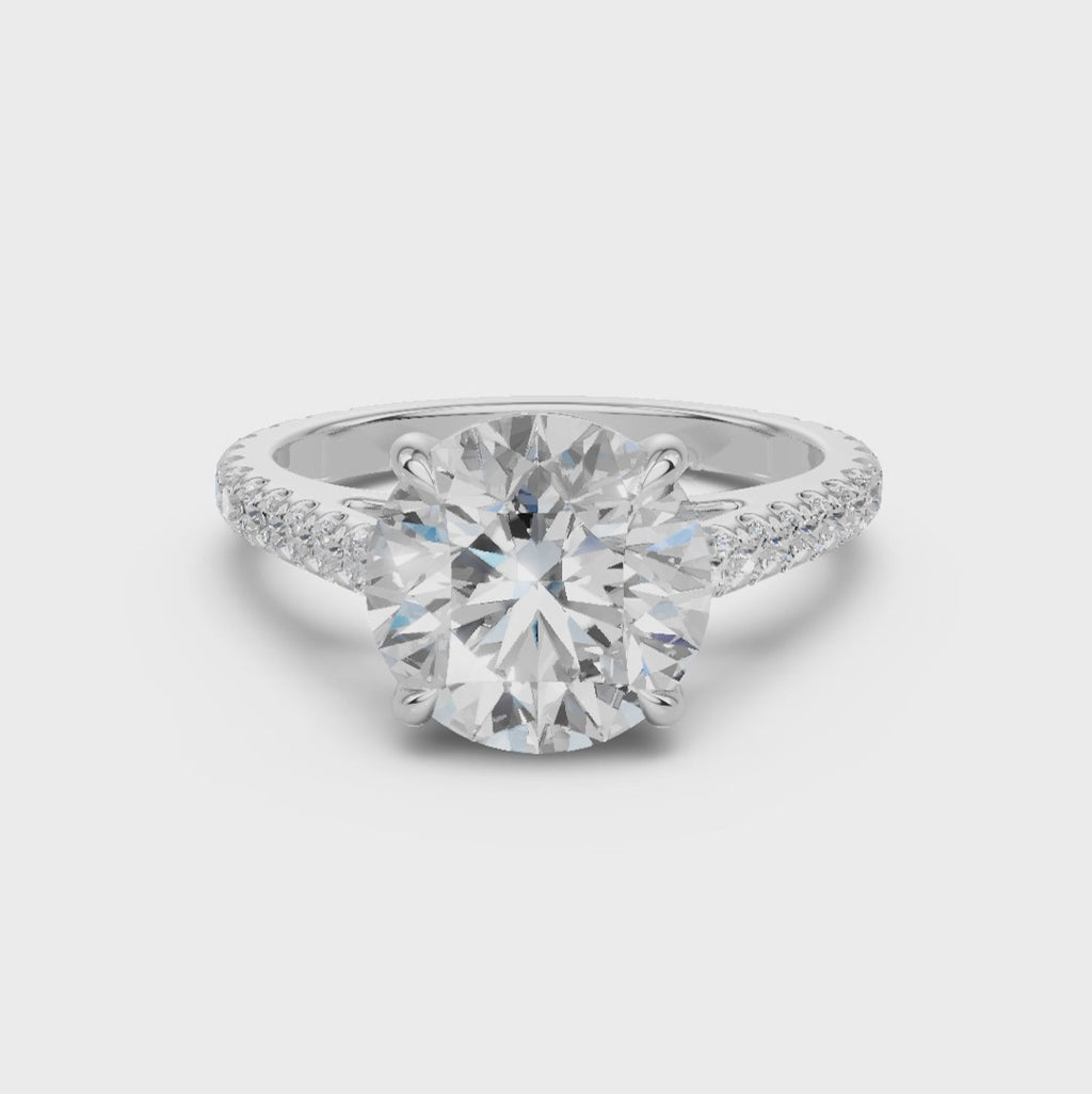 The Round Pave